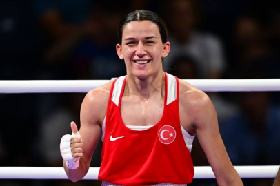 Milli boksör Hatice Akbaş, gümüş madalyanın sahibi oldu