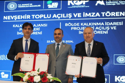 Bakan Kacır: Başkalarının hayal bile edemeyeceği projelerle ülkemizin tarihine yeni bir istikamet kazandırdık