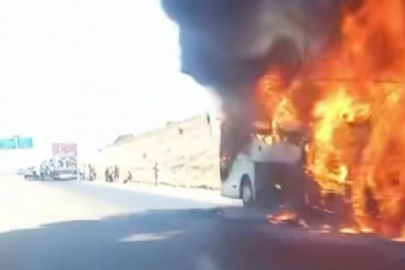 Bursa'da İzmir Yolu üzerinde otobüs alevler içinde kaldı!