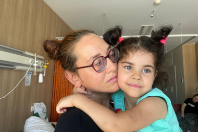 başıboş köpeklerin saldırısına uğrayan Elif, korkudan konuşmuyor