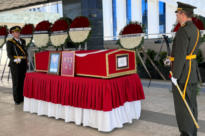 Eski Jandarma Genel Komutanı Mendi, son yolculuğuna uğurlandı
