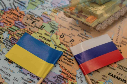 Rusya, Kursk’ta Ukrayna zırhlı konvoyunu vurdu