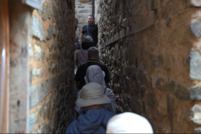 UNESCO dünya mirasındaki 700 yıllık Cumalıkızık'ta, 'Cinaralığı' kuyruğu