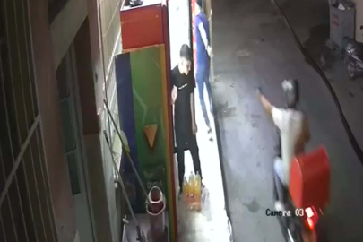 Bir hafta önce bıçakladığı kişi tarafından öldürüldü