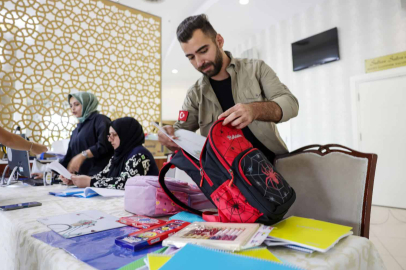 Ümraniye Belediyesi'nden öğrencilere kırtasiye desteği