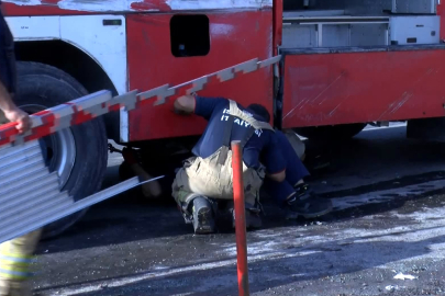 Başakşehir'de İtfaiye Aracı Devrildi: 1 Kişi Yaralandı