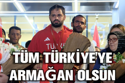 Kazandığım altın madalya tüm Türkiye'ye armağan olsun
