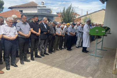 Beden eğitimi dersinde hayatını kaybeden Mert, toprağa verildi