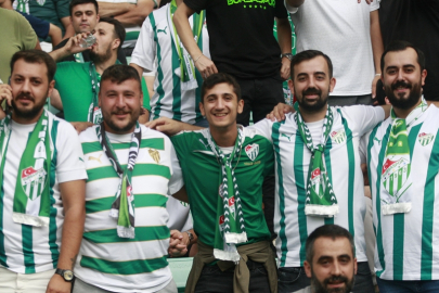 Bursaspor, 3'üncü Lig seyirci rekorunu kırdı