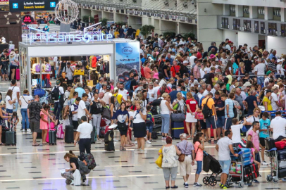 Antalya Havalimanı'nda yolcu trafiği rekoru; 26 milyonu aştı