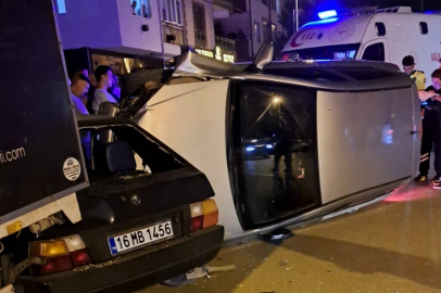 Bursa'da akılalmaz kaza; 2 yaralı 
