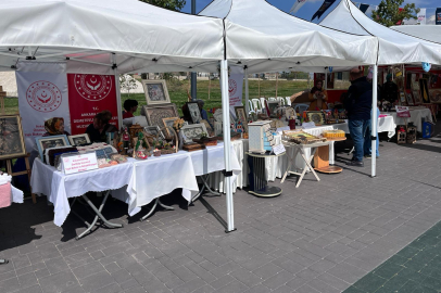 Kadın, çocuk ve yaşlıların el emeği ürünleri, Ankara Kültür Yolu Festivali'nde sergilendi