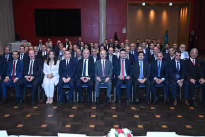 Uraloğlu, Almanya’da sivil toplum ve iş dünyası temsilcileriyle görüştü