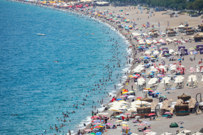 Turistin yüzde 15'i evlerde kalıyor