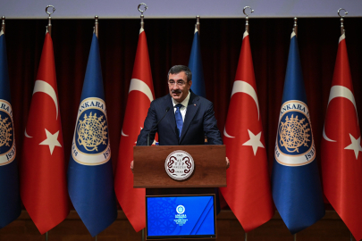 Cevdet Yılmaz: İş gücü piyasasıyla eğitim programımız arasındaki örtüşmeyi sağlamalıyız