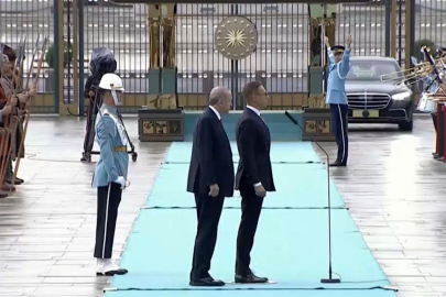 Cumhurbaşkanı Erdoğan, Finlandiyali mevkidaşı Stubb'u resmi törenle karşıladı