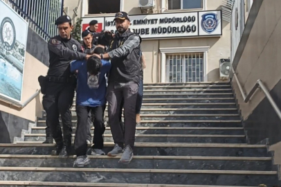 Fatih'te arkadaşlarını elektrik vererek öldüren şüpheliler adliyeye sevk edildi