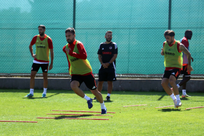 Selçuk İnan: Maçı kazanacağımıza yürekten inanıyoruz