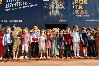 Altın Portakal, 61'inci kez 'geleneksel kortej' ile başladı