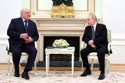 Putin, Belarus lideri Lukaşenko’ya ‘Aziz Andreas Nişanı’ verdi