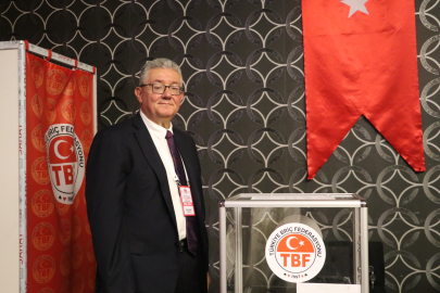Türkiye Briç Federasyonu'nun yeni başkanı Esat Murat Molva
