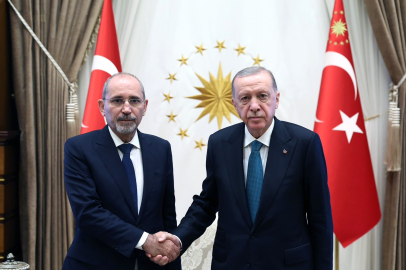 Cumhurbaşkanı Erdoğan, Ürdün Dışişleri Bakanı Eymen es-Safedi’yi kabul etti