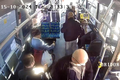 Hastaneye yetişmeye çalışan kadın metrobüste doğum yaptı