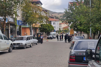 Mahkeme çıkışı kız kardeşi ile yeğenini vurdu; 2 ağır yaralı