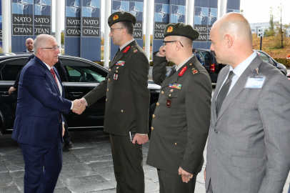 Milli Savunma Bakanı Güler, NATO Karargahı'nda temaslarda bulunuyor