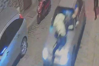 Polis memurunu kaputun üzerinde sürükledi