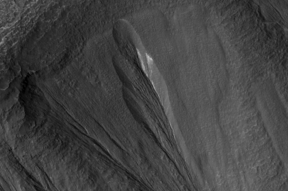 Nasa: Mars'ta yaşam, buz katmanlarının altında olabilir