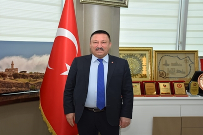 Eski Bağlar Belediye Başkanına rüşvet davasında 3 yıl 9 ay hapis cezası