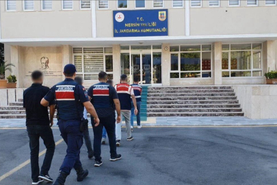 Mersin merkezli 4 ilde göçmen kaçakçılarına operasyonda 2 tutuklama