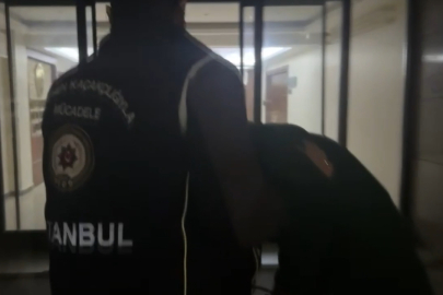 İstanbul'da çakarlı araç kullanan yabancı uyruklu sürücü gözaltına alındı