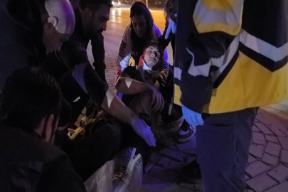 Kazada yaralanan oğlunun başında bekleyen anne; Geçecek oğlum