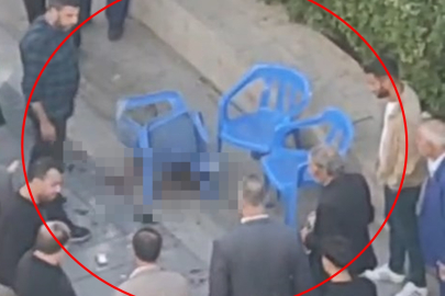 Kaldırımda otururken bıçaklı saldırıya uğradı