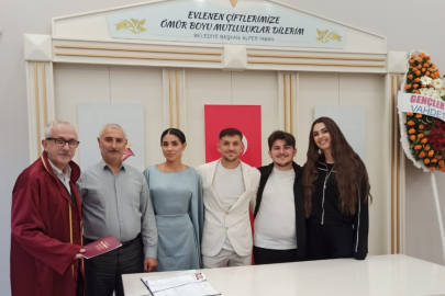 Yeşil sahada golünü attı; nikah masasına koştu