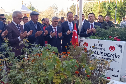 Bakan Uraloğlu: Ömer Halisdemir gibiler olduğu müddetçe bize zarar veremeyecekler