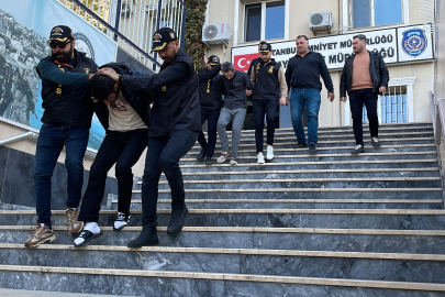 İstanbul'da elektronik mağazalardan hırsızlık yapan yabancı uyruklu 2 şüpheli yakalandı