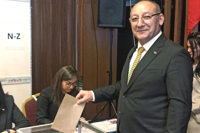 Türkiye Halter Federasyonunda Talat Ünlü tekrar başkan seçildi