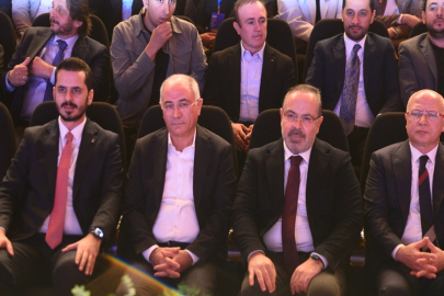 AK Parti'li Ala: Türkiye için güçlü devlet seçenek değil, mecburiyet