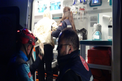 AVM'de eli yürüyen merdivene sıkışan 4 yaşındaki Eslem'in parmağı koptu