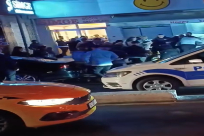 Beyoğlu’nda düğün çıkışı tekmeli yumruklu kavga; polis güçlükle ayırdı