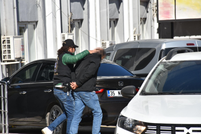 Topladıkları altınlarla kaçtıkları iddiasıyla aranan kuyumcu ve ağabeyi yakalandı