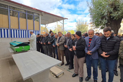 Kavgayı ayırmak isterken vurulan kişi toprağa verildi