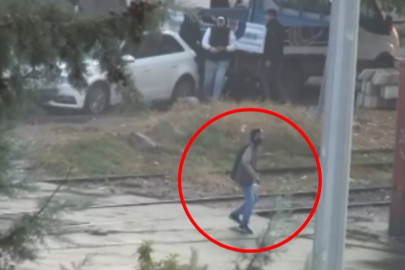 Polise bıçakla saldıran şüpheliyi, operasyon köpeği yaraladı