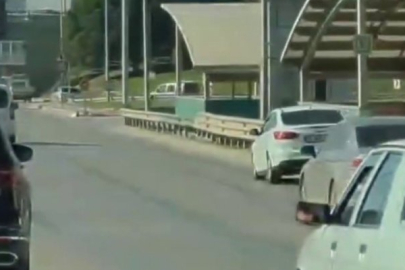 Direksiyon başında fenalaştı, bir sağa bir sola çarptı