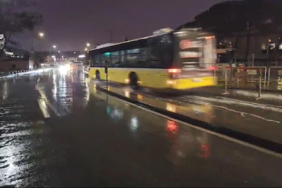 Üsküdar'da yağış etkili oluyor
