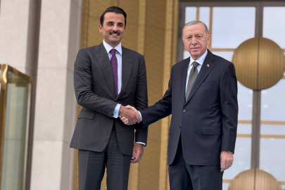 Cumhurbaşkanı Erdoğan, Katar Emiri El Sani'yi resmi törenle karşıladı