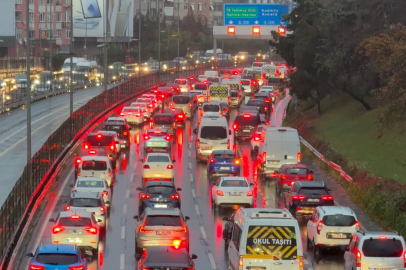İstanbul'da trafik yoğunluğu yüzde 90'a ulaştı